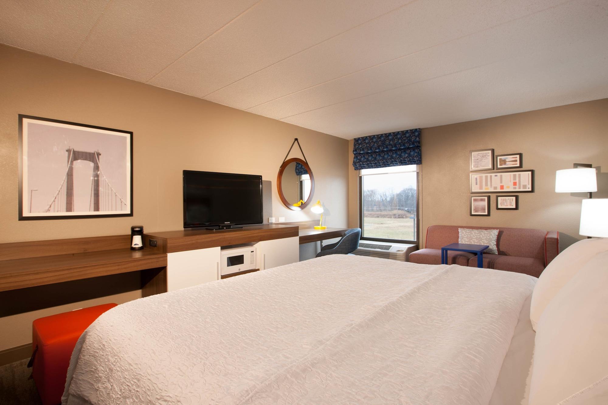 Hampton Inn Pennsville Екстериор снимка