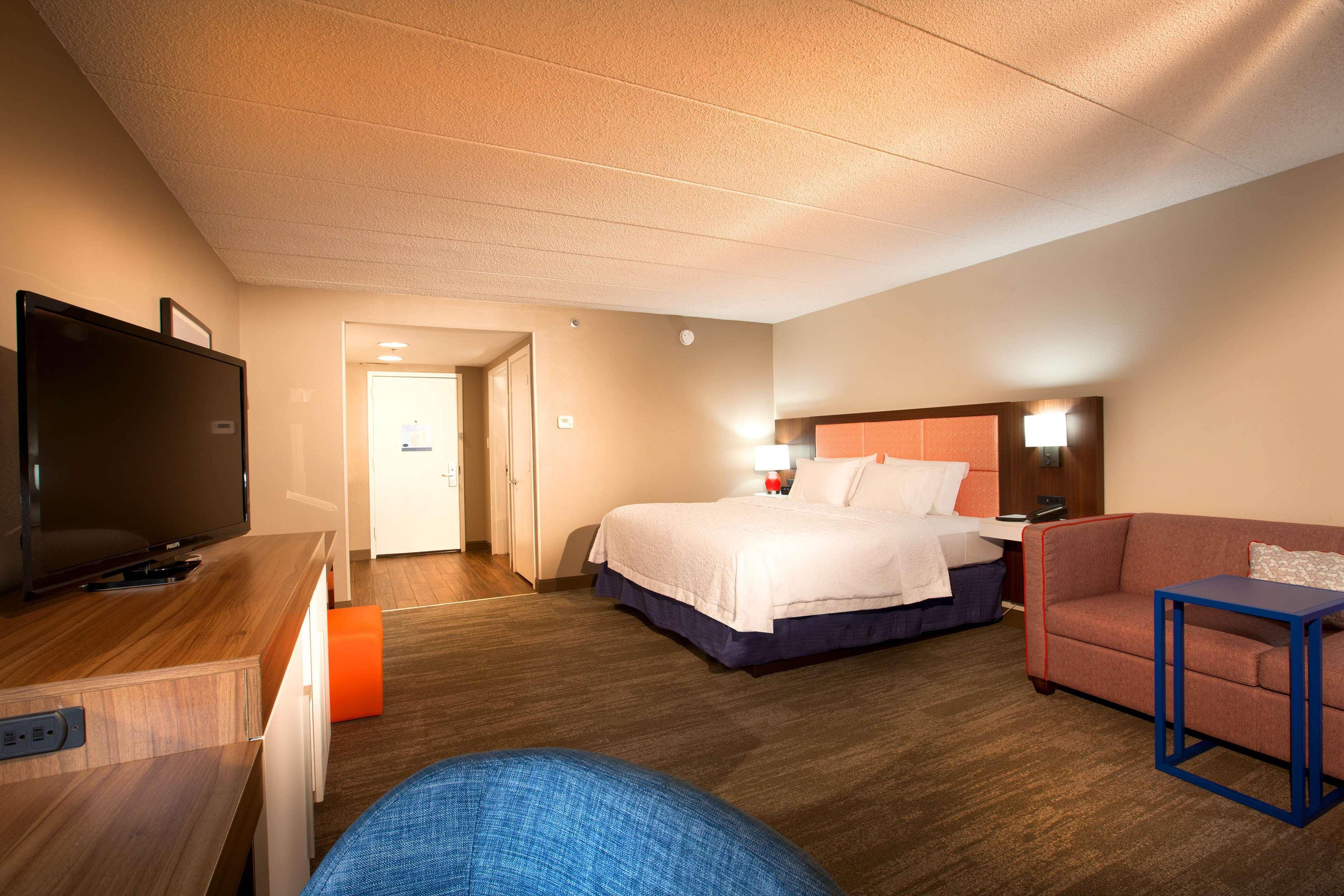 Hampton Inn Pennsville Екстериор снимка