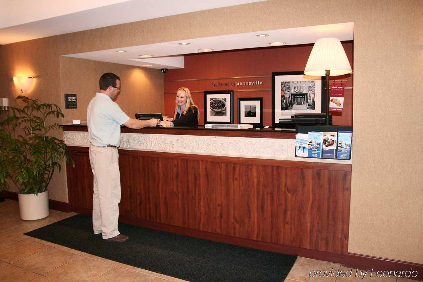 Hampton Inn Pennsville Интериор снимка
