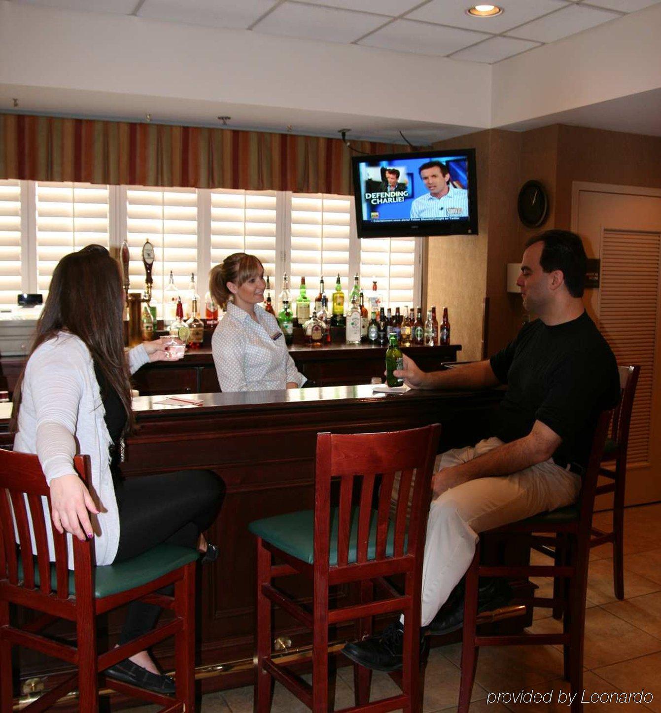 Hampton Inn Pennsville Ресторант снимка